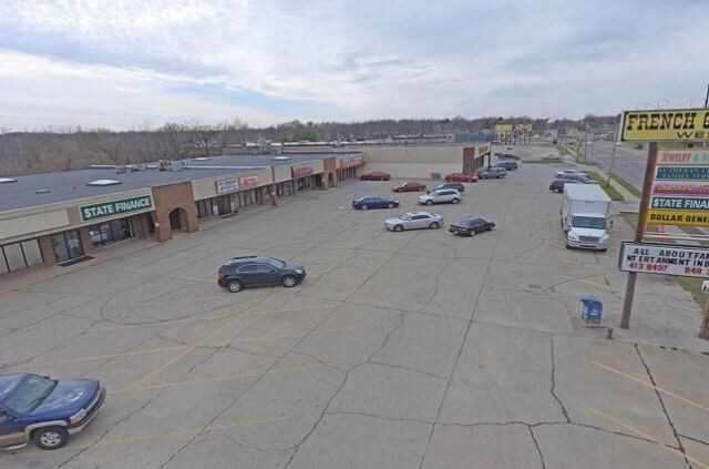 985 W Pershing Rd, Decatur, IL for sale Building Photo- Image 1 of 1