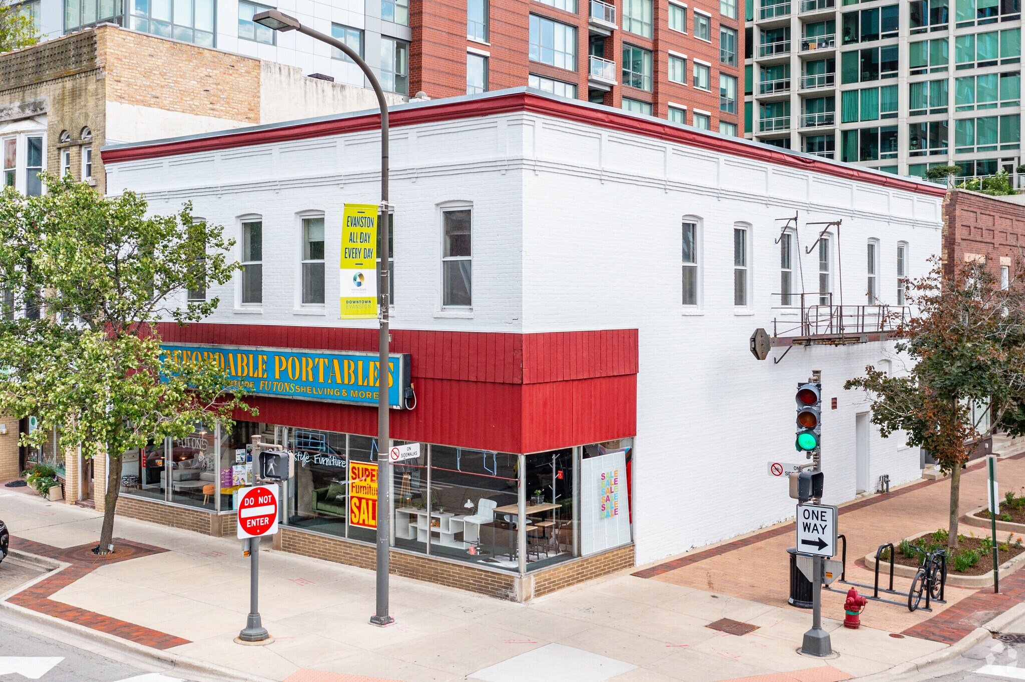 1599 Maple Ave, Evanston, IL for sale Primary Photo- Image 1 of 1