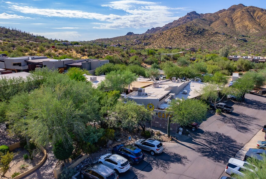 6501 E Cave Creek Rd, Cave Creek, AZ for sale - Building Photo - Image 2 of 9