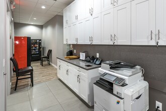 1946 Tyler St, Hollywood, FL for sale Interior Photo- Image 1 of 10