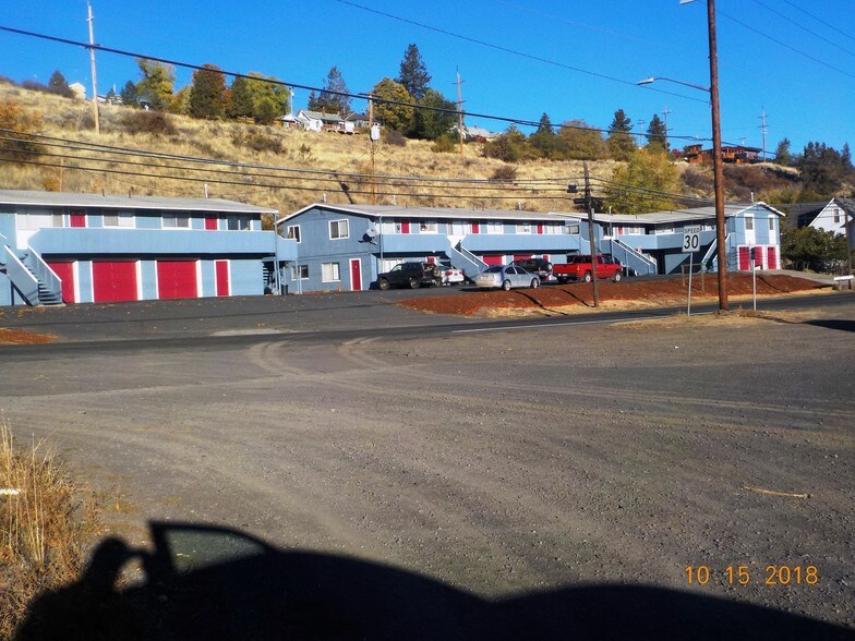 542-624 Riverside Dr, Klamath Falls, OR for sale - Other - Image 1 of 1