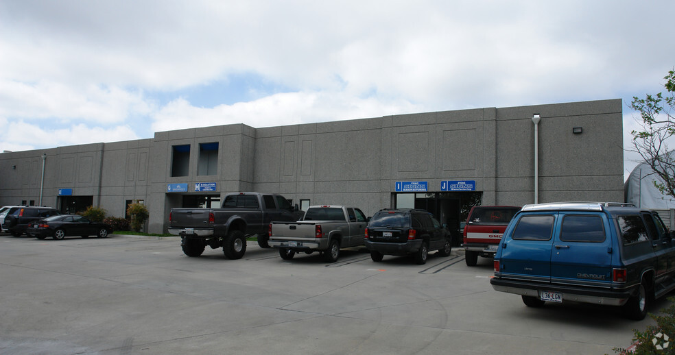 1316 N Melrose Dr, Vista, CA for lease - Building Photo - Image 3 of 5