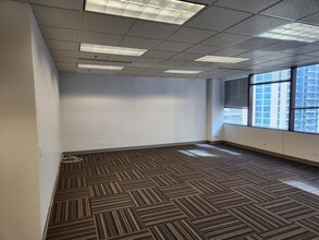 1440 Kapiolani Blvd, Honolulu, HI for lease Interior Photo- Image 2 of 2