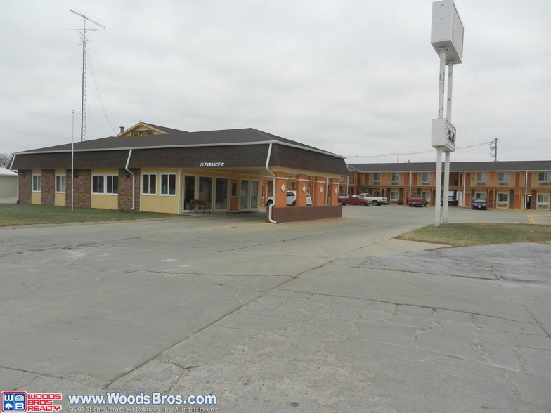 1515 Blue Acres St, Crete, NE for sale - Other - Image 1 of 1