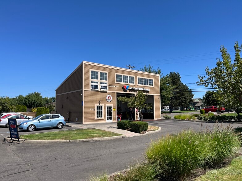 901 N 2nd St, Silverton, OR for sale - Building Photo - Image 2 of 6