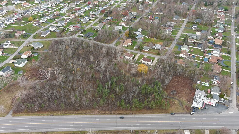 5944 Lake Shore Rd, Lake View, NY for sale - Building Photo - Image 2 of 4