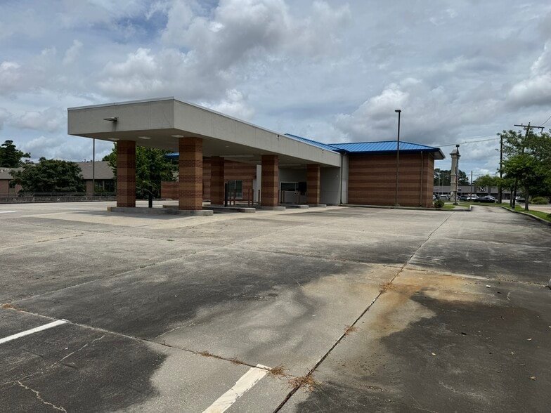 7346 Highland Rd, Baton Rouge, LA for sale - Building Photo - Image 3 of 14