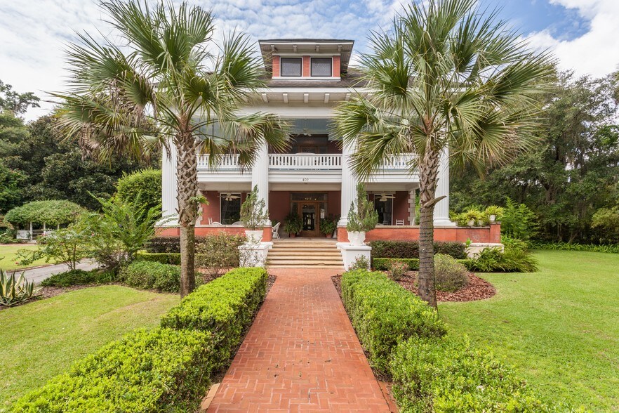 402 NE Cholokka Blvd, Micanopy, FL for sale - Primary Photo - Image 1 of 1