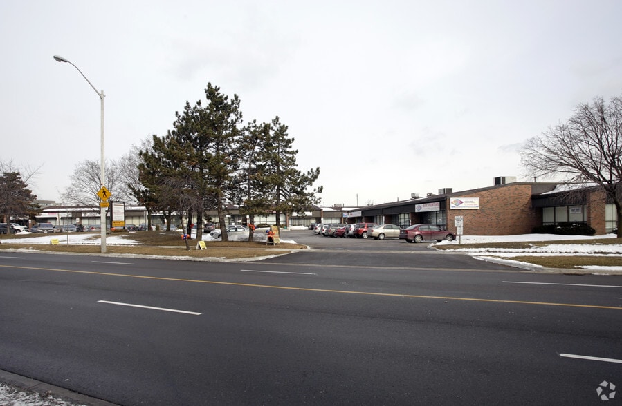 1050 McNicoll Ave, Toronto, ON for lease - Building Photo - Image 3 of 10