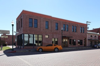 More details for 101 Simonton St, Conroe, TX - Office for Lease