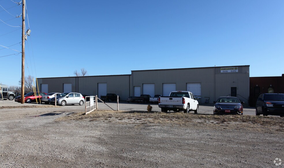 801 E 9th St, Lawrence, KS for sale - Primary Photo - Image 1 of 1