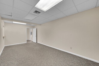 21301 Powerline Rd, Boca Raton, FL for sale Interior Photo- Image 2 of 25