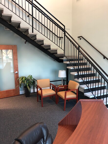 8761 Virginia Meadows Dr, Manassas, VA for lease - Interior Photo - Image 3 of 20