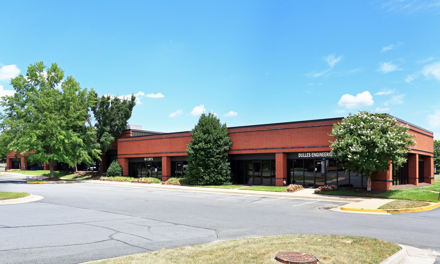 4230 Lafayette Center Dr, Chantilly, VA 20151