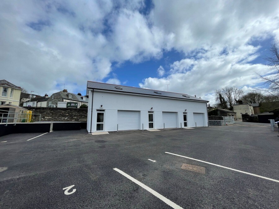 6 Station Rd, Plymouth for lease Primary Photo- Image 1 of 3