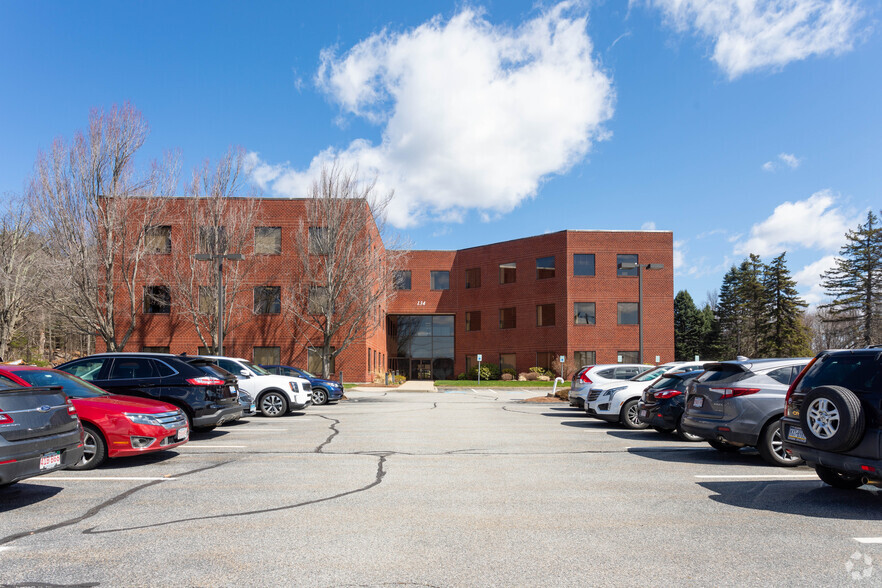 134 Flanders Rd, Westborough, MA for lease - Building Photo - Image 2 of 6