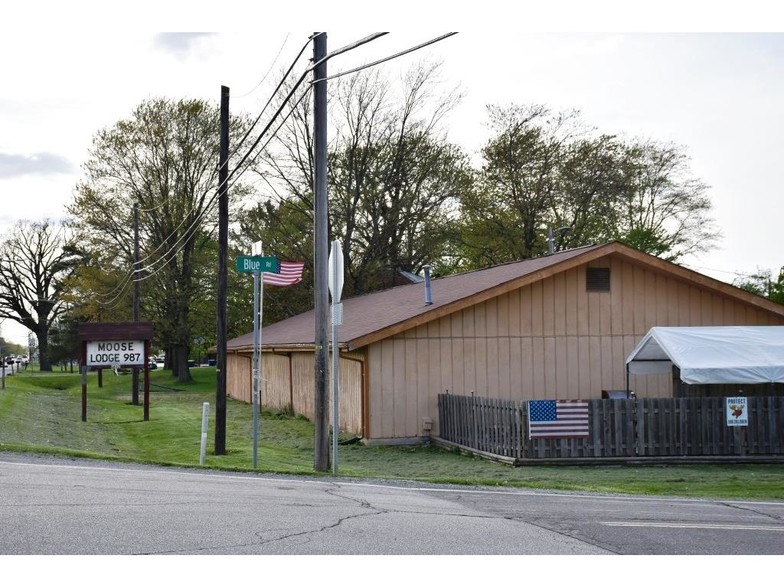 1432 E Main St, Greenfield, IN for sale - Building Photo - Image 1 of 1