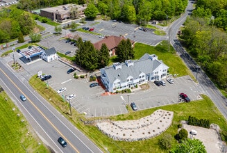 750 Straits Tpke, Middlebury, CT - AERIAL  map view