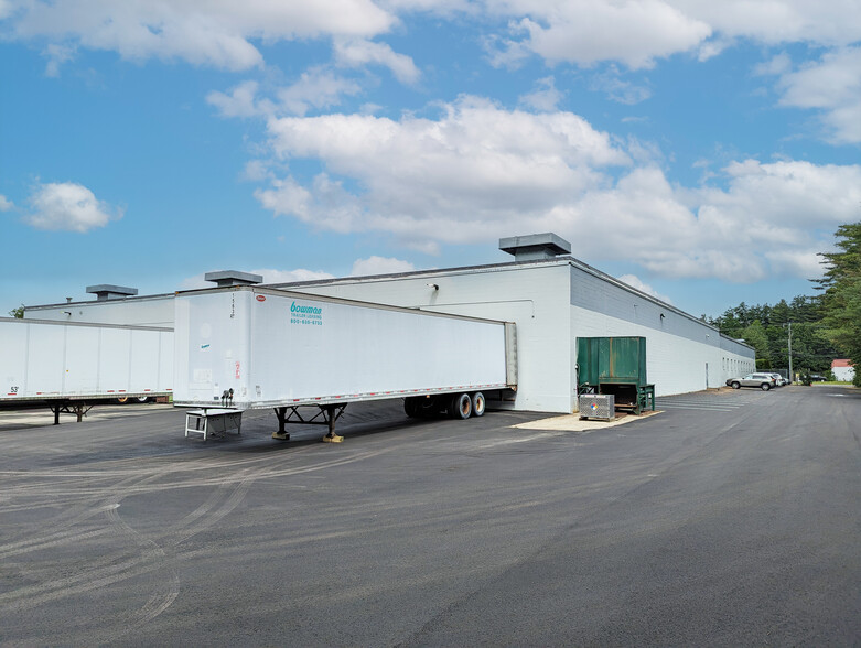 15 Continental Blvd, Merrimack, NH for lease - Building Photo - Image 3 of 3