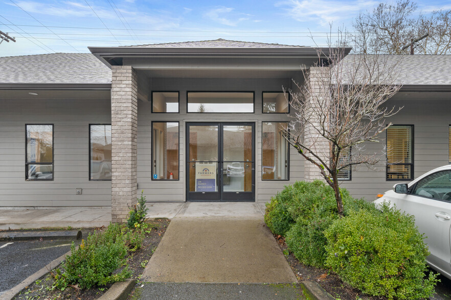 4707-4721 NE 102nd Ave, Portland, OR for sale - Building Photo - Image 1 of 1