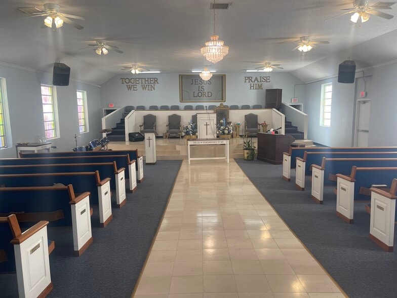 3318 Navaro St, Dallas, TX for sale - Building Photo - Image 2 of 6