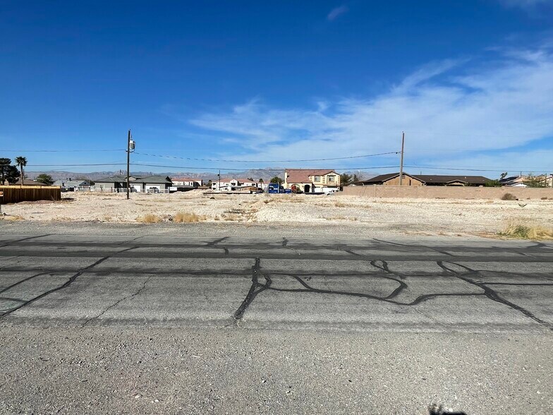 Ernest Street, North Las Vegas, NV for sale - Building Photo - Image 1 of 4