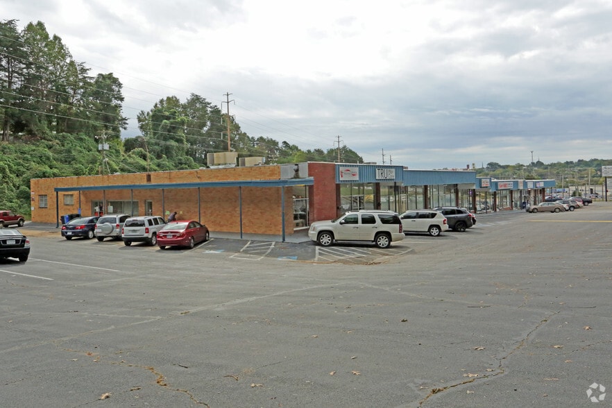 120-168 Arnett Blvd, Danville, VA for sale - Primary Photo - Image 1 of 38