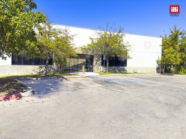 24773 Avenue Rockefeller, Valencia, CA for lease - Building Photo - Image 3 of 7