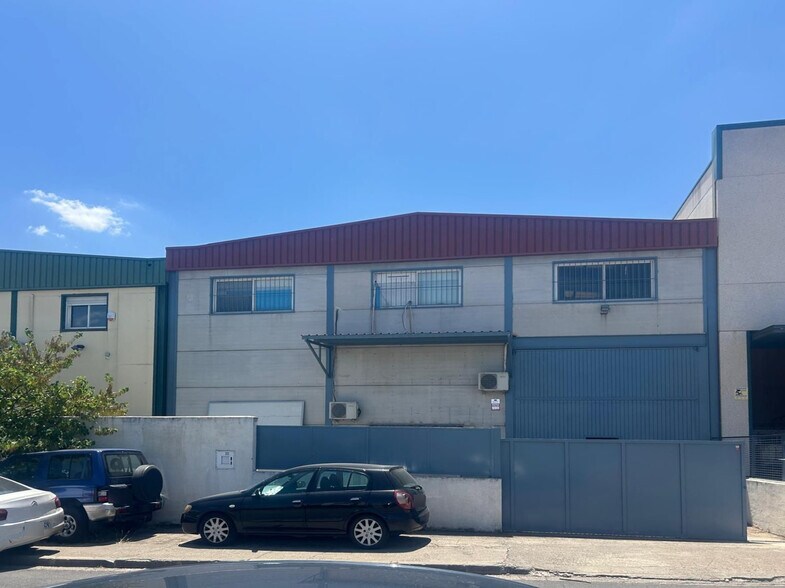 Industrial in Ciempozuelos, Madrid for lease - Primary Photo - Image 1 of 13