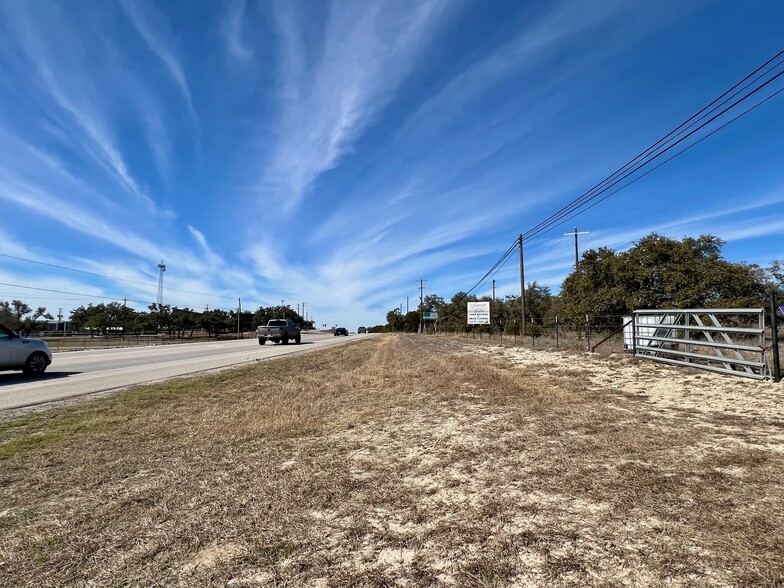 5500 US 290, Dripping Springs, TX for lease - Building Photo - Image 2 of 7