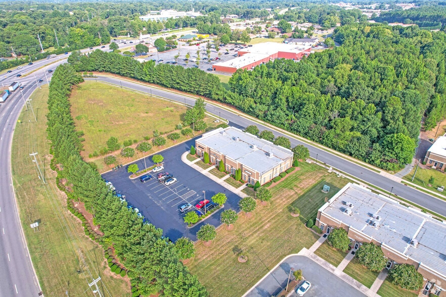1630 Campus Park Dr, Monroe, NC for lease - Building Photo - Image 3 of 8