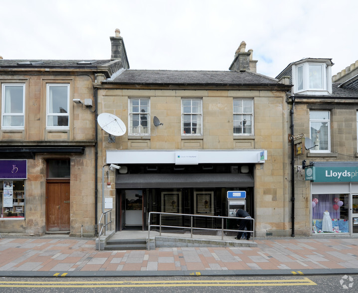 15 High St, Carluke for lease - Building Photo - Image 3 of 3