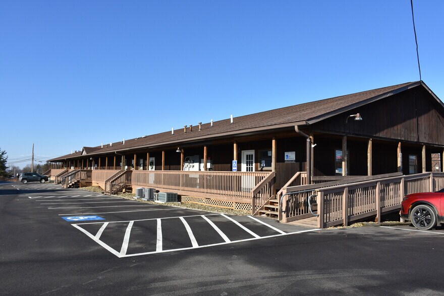 15957 Conneaut Lake Rd, Meadville, PA 16335