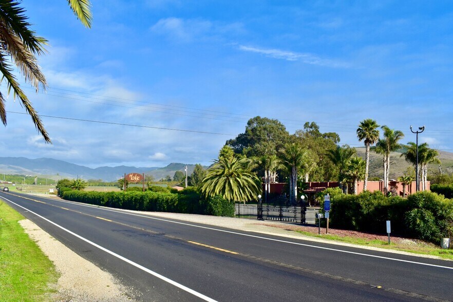 1338 Atascadero Rd, Morro Bay, CA for sale - Building Photo - Image 1 of 1