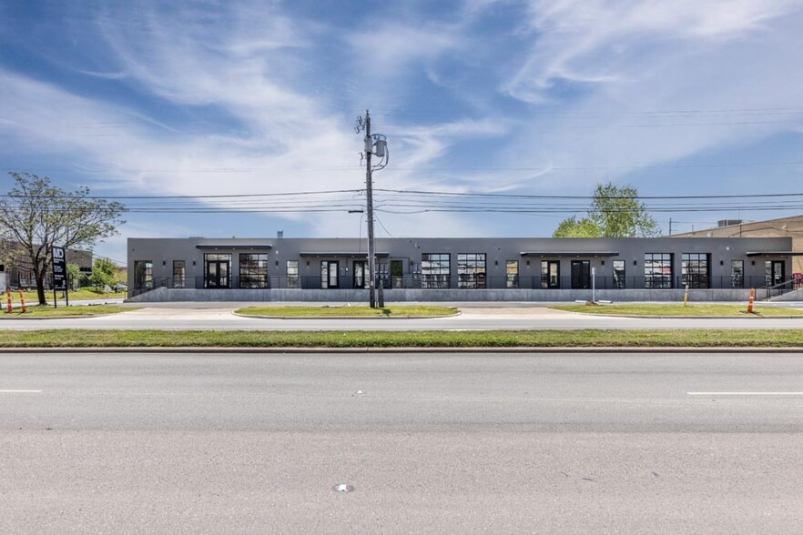 119-127 Manufacturing St, Dallas, TX for lease - Building Photo - Image 3 of 32