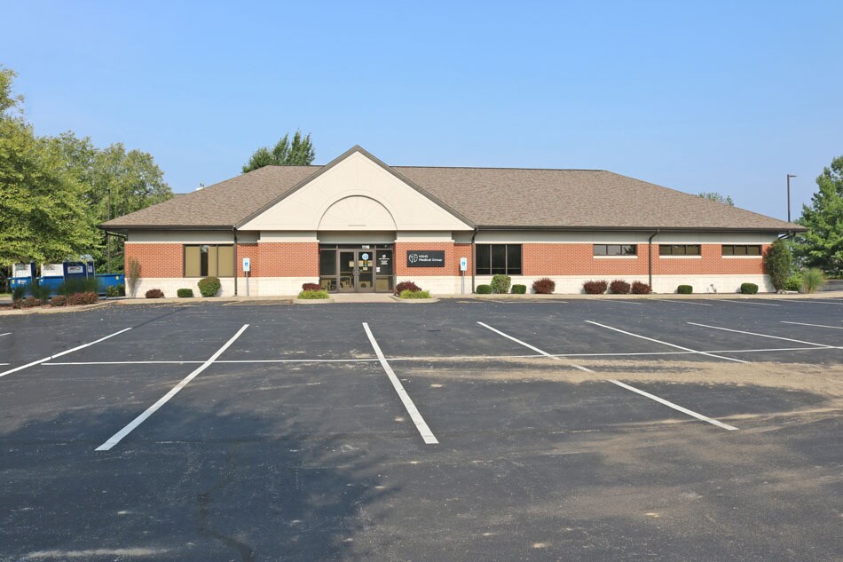 1116 Hartman Ln, Belleville, IL for sale Primary Photo- Image 1 of 1