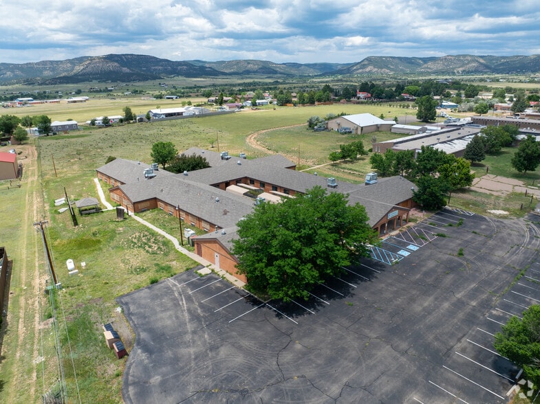 1660 Hospital Dr, Raton, NM for sale - Building Photo - Image 1 of 1