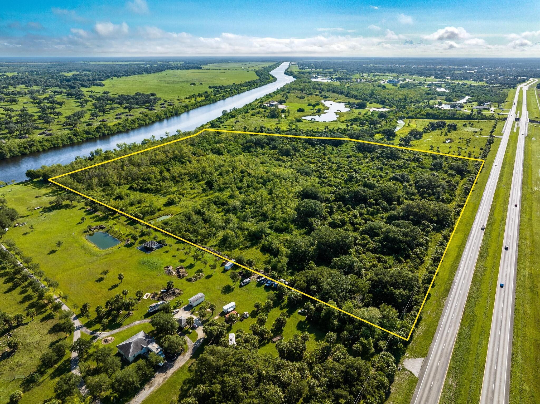 1984 State 80, Labelle, FL 33935 Carlson