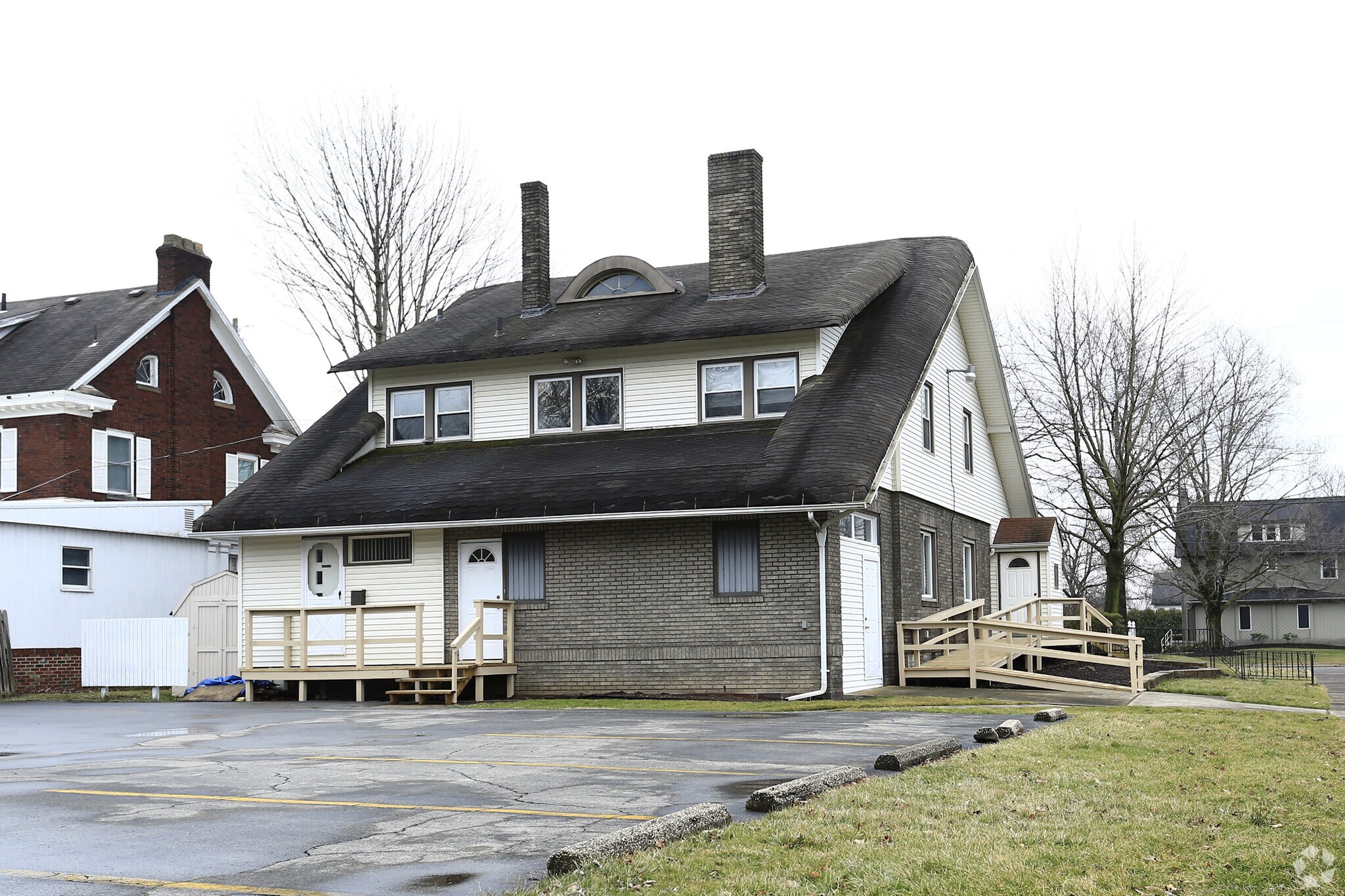 1851 E Market St, Warren, OH for sale Primary Photo- Image 1 of 1