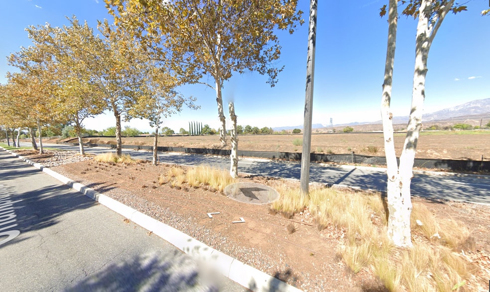 7.00 ACRES IN LOT 1 MB 455/094 TR 36955, Calimesa, CA for sale - Aerial - Image 2 of 3