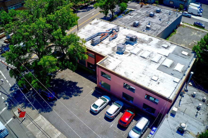 6501 S Macadam Ave, Portland, OR for sale - Aerial - Image 3 of 12