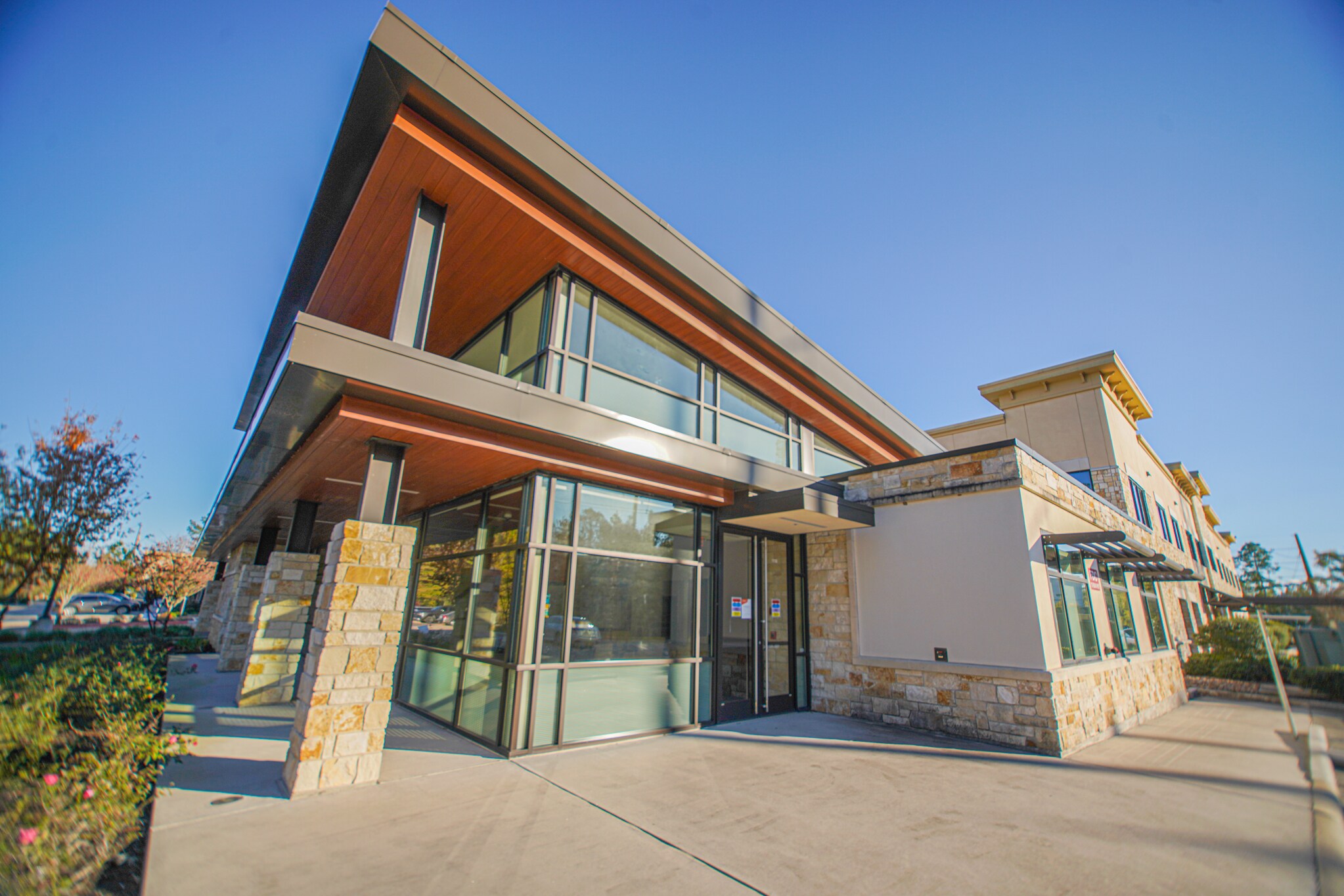 1735 Research Forest Dr, Shenandoah, TX for sale Building Photo- Image 1 of 1