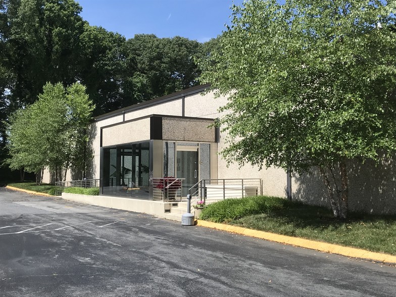 11700 Montgomery Rd, Beltsville, MD for lease - Building Photo - Image 2 of 6