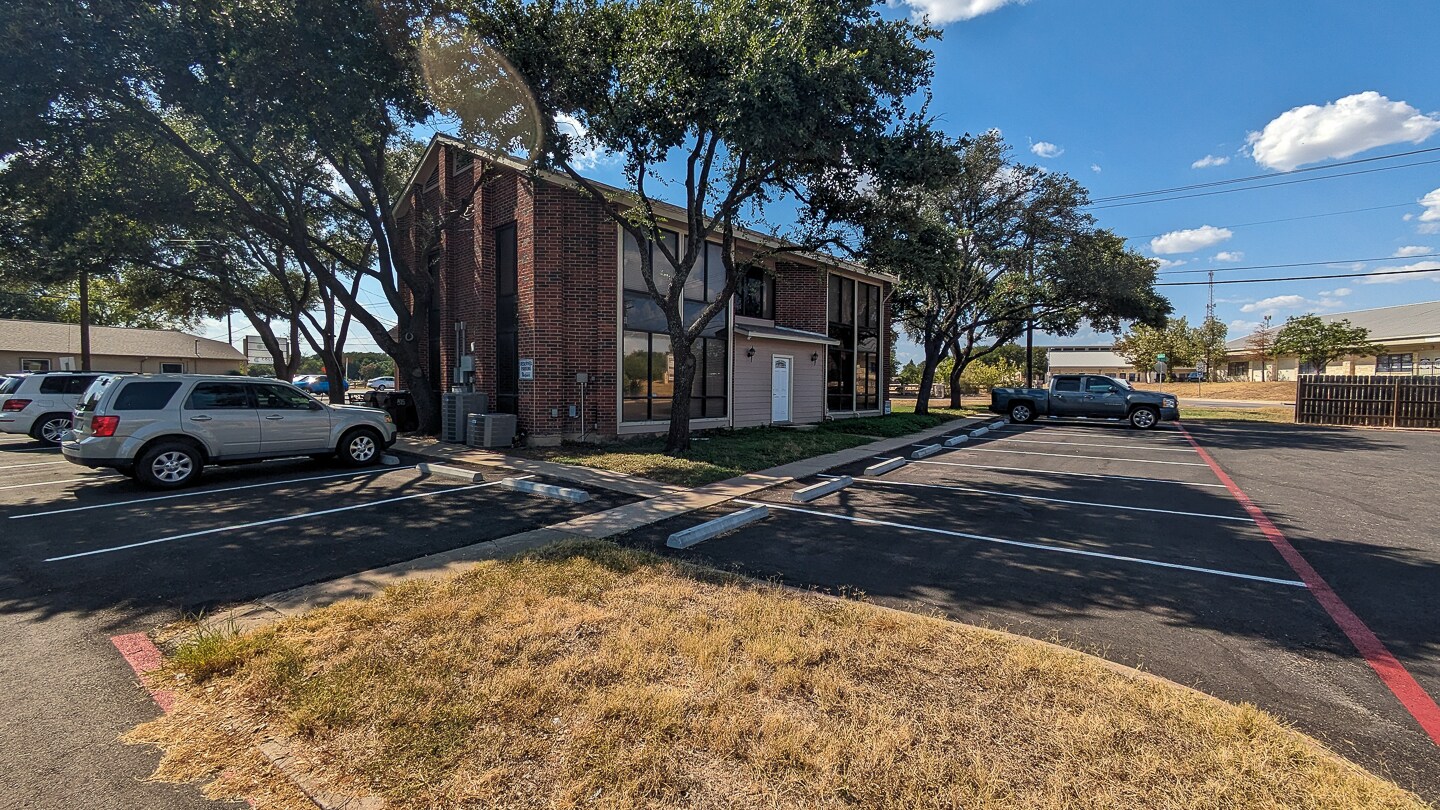 1201 Sam Bass Rd, Round Rock, TX 78681 1201 Sam Bass Road Office