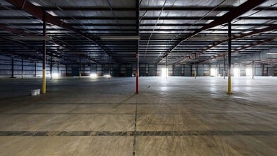 1590 SE King Edward Ave, Cleveland, TN for lease Building Photo- Image 2 of 8