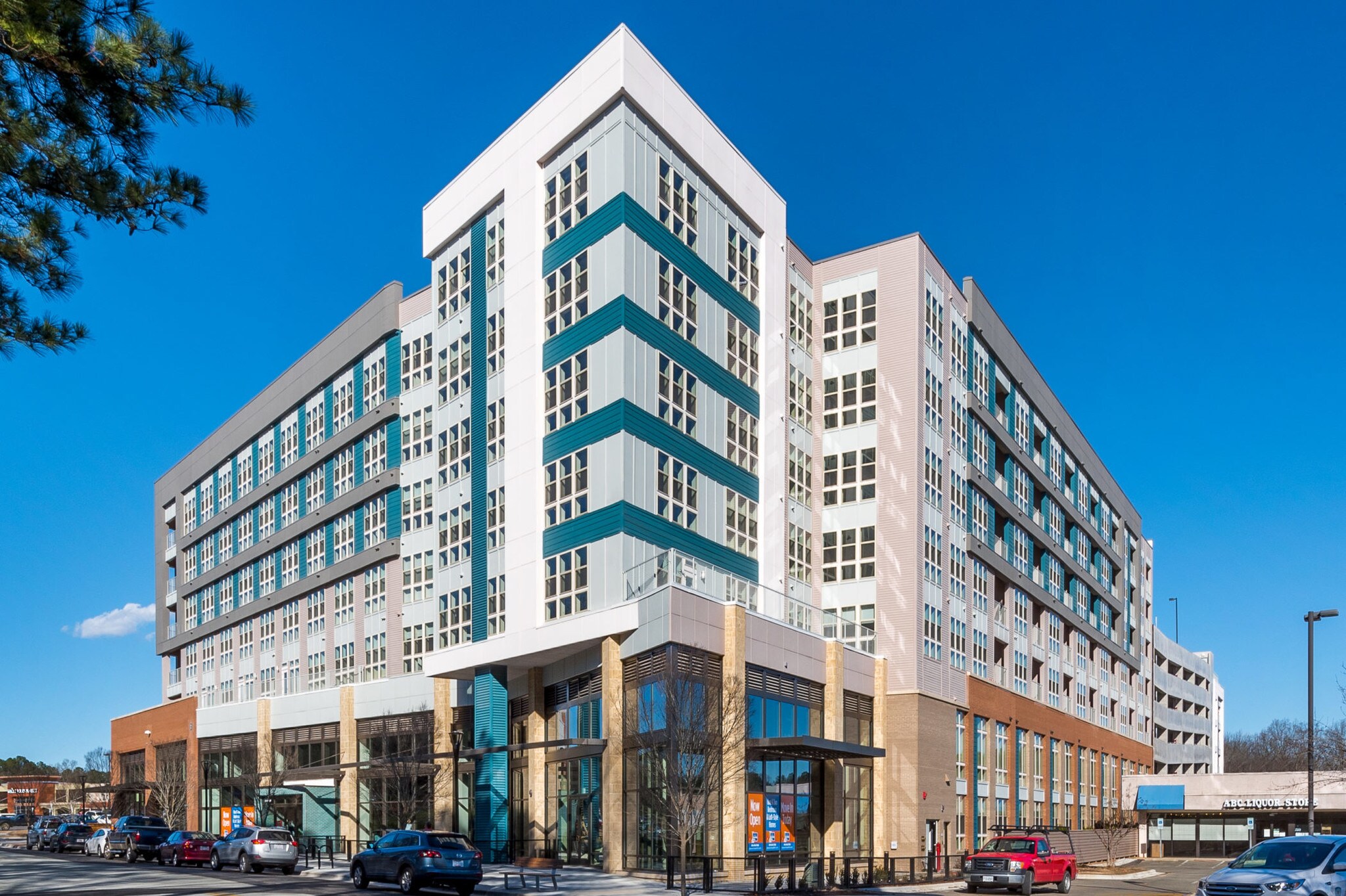 201 S Elliott Rd, Chapel Hill, NC for sale Building Photo- Image 1 of 1