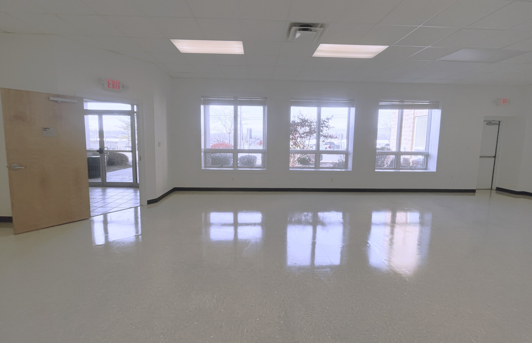 105 Stony Pointe Way, Strasburg, VA for lease Interior Photo- Image 1 of 8