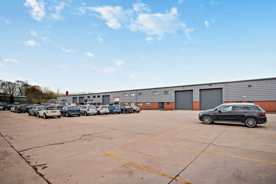 Bradley Hall Trading Estate, Wigan for lease - Primary Photo - Image 1 of 1