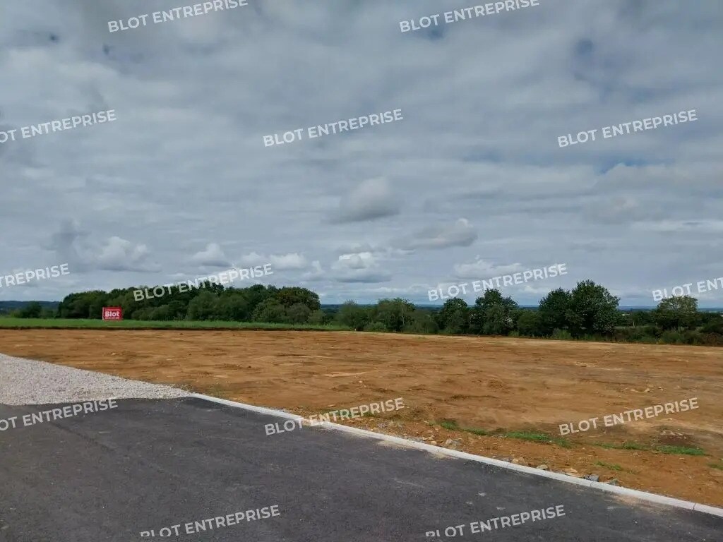 Land in Saint-Allouestre for sale Building Photo- Image 1 of 5