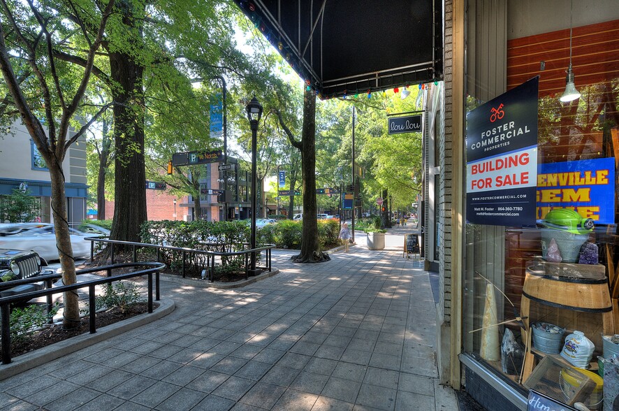 205 N Main St, Greenville, SC for sale - Building Photo - Image 3 of 17